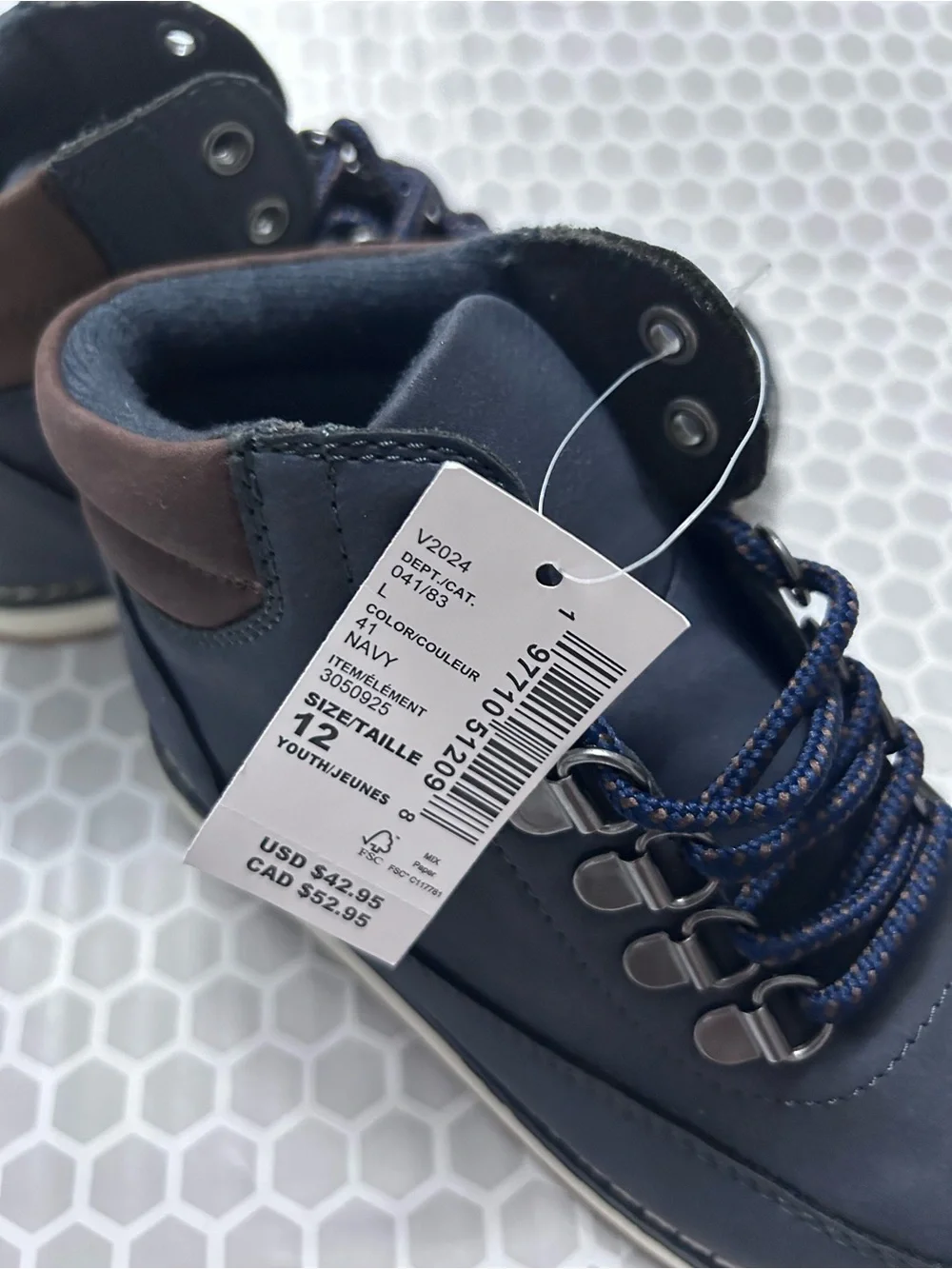 The Children’s Place Navy Youth Lace-Up Ankle Boots Brown Collar. NWT Boys 12